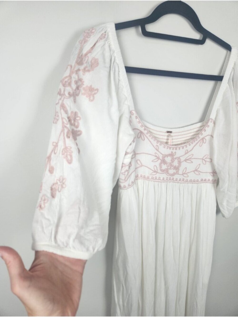 Free People Wedgewood White Embroidered Babydoll Maxi Dress Size Medium Empire - Picture 6 of 14
